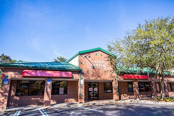 Exterior view of The Sleep Center's Magnolia Parke store